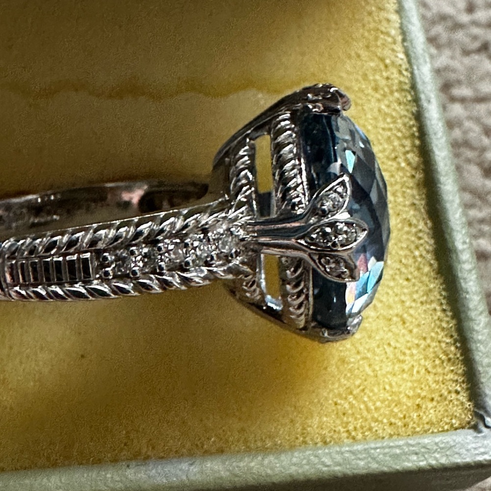 Judith Ripka Blue Crystal Sterling statement ring size 11 - Picture 2 of 7
